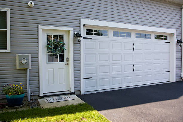 24/7 Emergency Garage Door Panel Replacement experts in Mount Gilead, OH